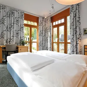Waldperlach By Blattl München