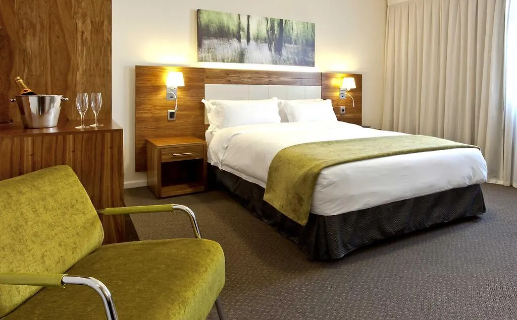 Hotel Doubletree By Hilton Cape Town Upper Eastside 4*,